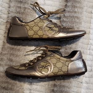Gucci metallic tan logo sneakers tennis shoes rare